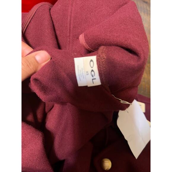 OGL CashSoft Cozy Cropped
Button Up Jacket In Burgundy SIZE XS NWT - Picture 2 of 4